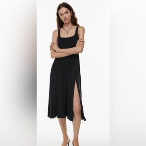 Aritzia Wilfred market slit dress black size medium article 82709 classic casual